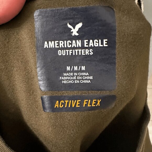 American Eagle Men’s Active Flex Crewneck Hunter Green Sweatshirt size medium - Picture 3 of 3